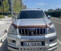 Серый Тойота Ленд Крузер Прадо, объемом двигателя 2.7 л и пробегом 320 тыс. км за 15000 $, фото 1 на Automoto.ua