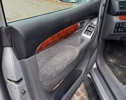 Сірий Тойота Ленд Крузер Прадо, об'ємом двигуна 4 л та пробігом 147 тис. км за 17800 $, фото 11 на Automoto.ua