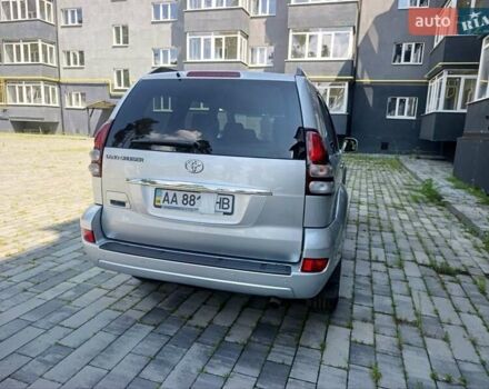 Серый Тойота Ленд Крузер Прадо, объемом двигателя 4 л и пробегом 218 тыс. км за 18000 $, фото 10 на Automoto.ua