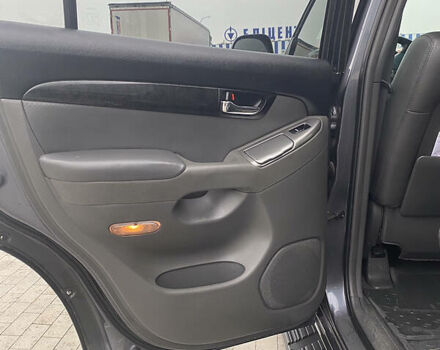 Серый Тойота Ленд Крузер Прадо, объемом двигателя 4 л и пробегом 230 тыс. км за 14000 $, фото 12 на Automoto.ua