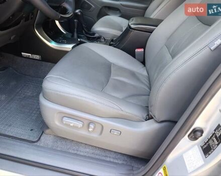 Серый Тойота Ленд Крузер Прадо, объемом двигателя 4 л и пробегом 218 тыс. км за 18000 $, фото 64 на Automoto.ua