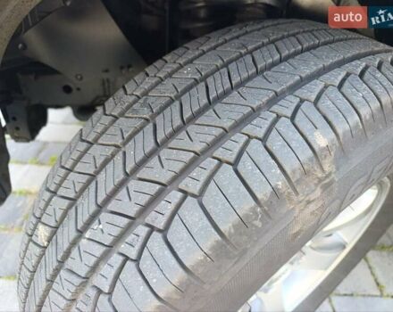 Серый Тойота Ленд Крузер Прадо, объемом двигателя 4 л и пробегом 218 тыс. км за 18000 $, фото 72 на Automoto.ua