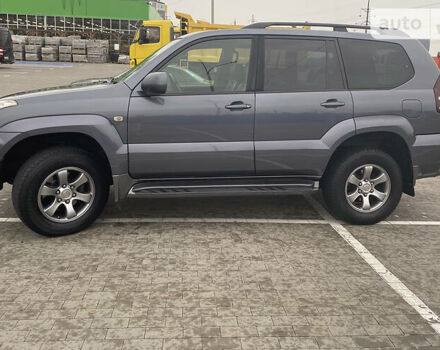 Серый Тойота Ленд Крузер Прадо, объемом двигателя 4 л и пробегом 230 тыс. км за 14000 $, фото 4 на Automoto.ua