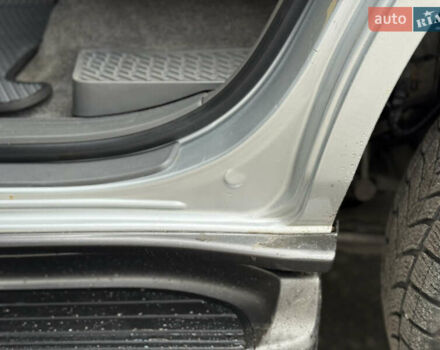 Серый Тойота Ленд Крузер Прадо, объемом двигателя 4 л и пробегом 330 тыс. км за 13350 $, фото 31 на Automoto.ua