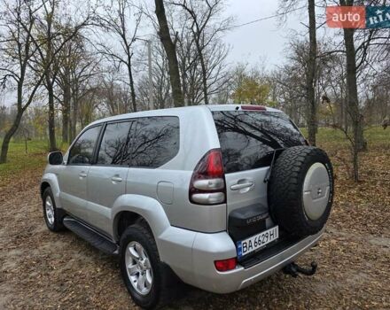 Серый Тойота Ленд Крузер Прадо, объемом двигателя 0 л и пробегом 220 тыс. км за 14500 $, фото 22 на Automoto.ua