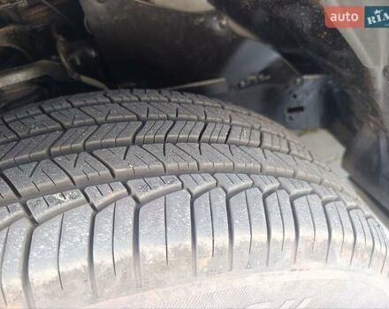 Серый Тойота Ленд Крузер Прадо, объемом двигателя 4 л и пробегом 218 тыс. км за 18000 $, фото 28 на Automoto.ua