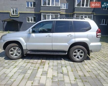 Серый Тойота Ленд Крузер Прадо, объемом двигателя 4 л и пробегом 218 тыс. км за 18000 $, фото 82 на Automoto.ua
