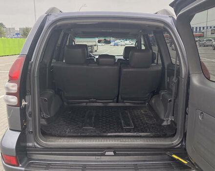 Серый Тойота Ленд Крузер Прадо, объемом двигателя 4 л и пробегом 230 тыс. км за 14000 $, фото 21 на Automoto.ua