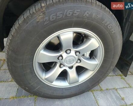 Серый Тойота Ленд Крузер Прадо, объемом двигателя 4 л и пробегом 218 тыс. км за 18000 $, фото 22 на Automoto.ua