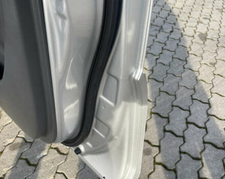 Серый Тойота Ленд Крузер Прадо, объемом двигателя 4 л и пробегом 298 тыс. км за 16500 $, фото 3 на Automoto.ua