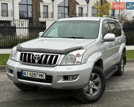 Серый Тойота Ленд Крузер Прадо, объемом двигателя 4 л и пробегом 330 тыс. км за 13350 $, фото 9 на Automoto.ua