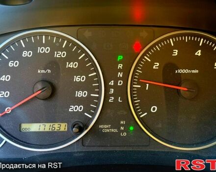 Сірий Тойота Ленд Крузер Прадо, об'ємом двигуна 4 л та пробігом 171 тис. км за 18000 $, фото 4 на Automoto.ua