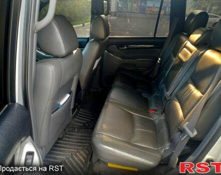 Сірий Тойота Ленд Крузер Прадо, об'ємом двигуна 4 л та пробігом 275 тис. км за 16500 $, фото 4 на Automoto.ua