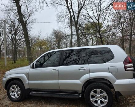 Серый Тойота Ленд Крузер Прадо, объемом двигателя 0 л и пробегом 220 тыс. км за 14500 $, фото 10 на Automoto.ua