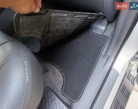 Серый Тойота Ленд Крузер Прадо, объемом двигателя 4 л и пробегом 218 тыс. км за 18000 $, фото 49 на Automoto.ua