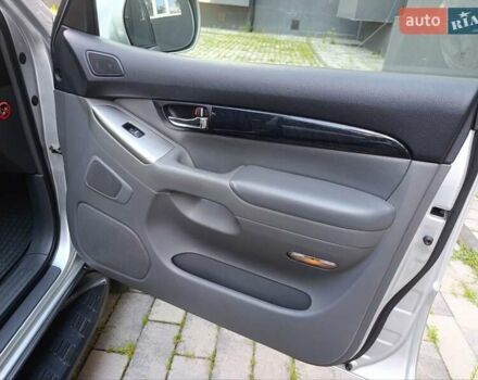 Серый Тойота Ленд Крузер Прадо, объемом двигателя 4 л и пробегом 218 тыс. км за 18000 $, фото 39 на Automoto.ua