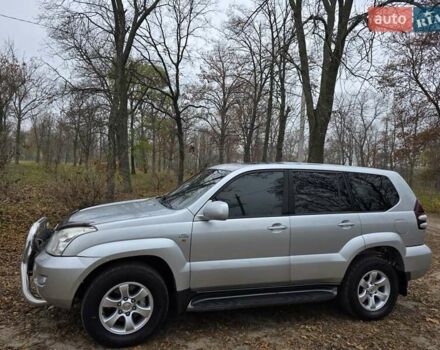Серый Тойота Ленд Крузер Прадо, объемом двигателя 0 л и пробегом 220 тыс. км за 14500 $, фото 15 на Automoto.ua