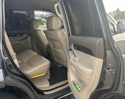 Серый Тойота Ленд Крузер Прадо, объемом двигателя 3.96 л и пробегом 360 тыс. км за 14300 $, фото 24 на Automoto.ua