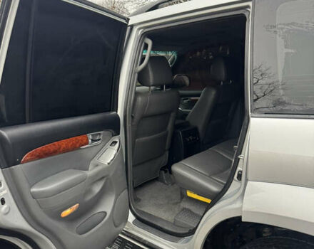 Серый Тойота Ленд Крузер Прадо, объемом двигателя 3.96 л и пробегом 193 тыс. км за 16600 $, фото 12 на Automoto.ua