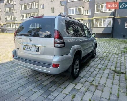 Серый Тойота Ленд Крузер Прадо, объемом двигателя 4 л и пробегом 218 тыс. км за 18000 $, фото 9 на Automoto.ua