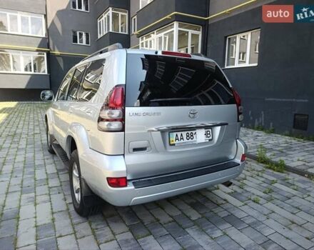 Серый Тойота Ленд Крузер Прадо, объемом двигателя 4 л и пробегом 218 тыс. км за 18000 $, фото 12 на Automoto.ua