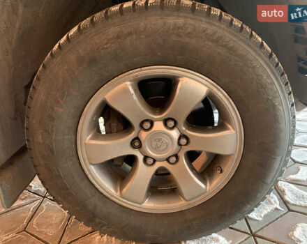 Сірий Тойота Ленд Крузер Прадо, об'ємом двигуна 3.96 л та пробігом 177 тис. км за 18500 $, фото 39 на Automoto.ua