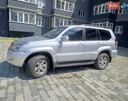 Серый Тойота Ленд Крузер Прадо, объемом двигателя 4 л и пробегом 218 тыс. км за 18000 $, фото 83 на Automoto.ua