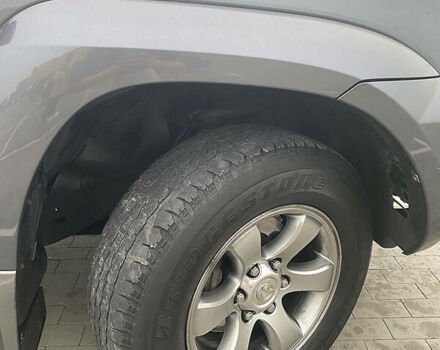 Серый Тойота Ленд Крузер Прадо, объемом двигателя 4 л и пробегом 230 тыс. км за 14000 $, фото 9 на Automoto.ua