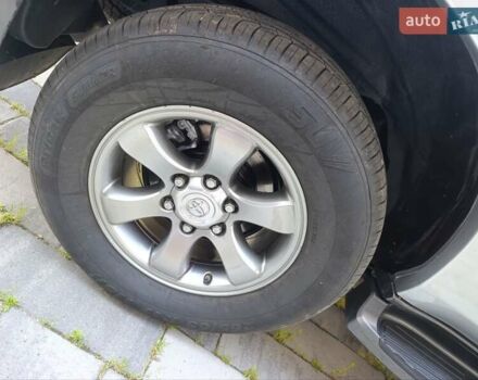 Серый Тойота Ленд Крузер Прадо, объемом двигателя 4 л и пробегом 218 тыс. км за 18000 $, фото 29 на Automoto.ua