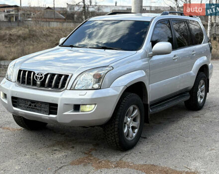 Серый Тойота Ленд Крузер Прадо, объемом двигателя 3.96 л и пробегом 270 тыс. км за 16800 $, фото 2 на Automoto.ua