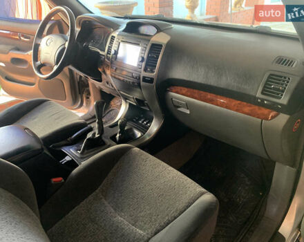 Сірий Тойота Ленд Крузер Прадо, об'ємом двигуна 3.96 л та пробігом 177 тис. км за 18500 $, фото 27 на Automoto.ua