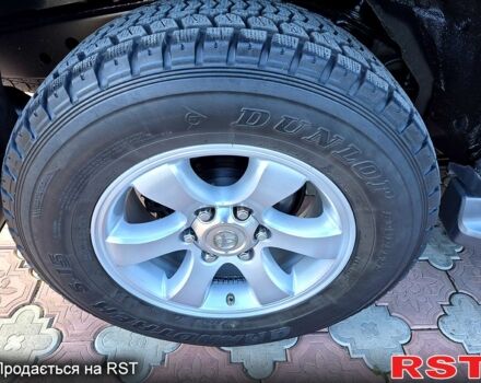 Серый Тойота Ленд Крузер Прадо, объемом двигателя 4 л и пробегом 139 тыс. км за 19700 $, фото 5 на Automoto.ua