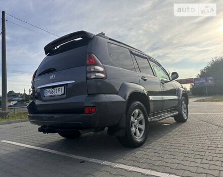 Серый Тойота Ленд Крузер Прадо, объемом двигателя 3.96 л и пробегом 360 тыс. км за 14300 $, фото 7 на Automoto.ua