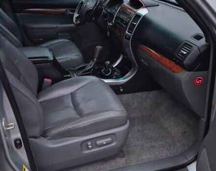 Сірий Тойота Ленд Крузер Прадо, об'ємом двигуна 3.96 л та пробігом 278 тис. км за 15900 $, фото 12 на Automoto.ua