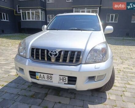 Серый Тойота Ленд Крузер Прадо, объемом двигателя 4 л и пробегом 218 тыс. км за 18000 $, фото 85 на Automoto.ua