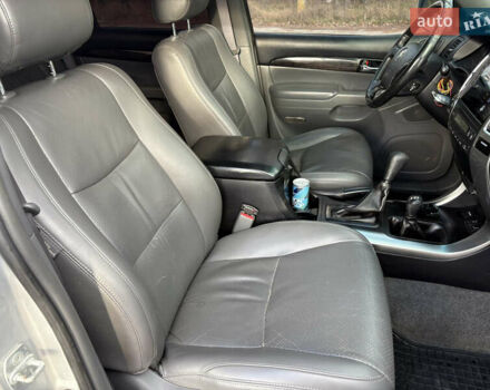 Серый Тойота Ленд Крузер Прадо, объемом двигателя 3.96 л и пробегом 270 тыс. км за 16800 $, фото 24 на Automoto.ua