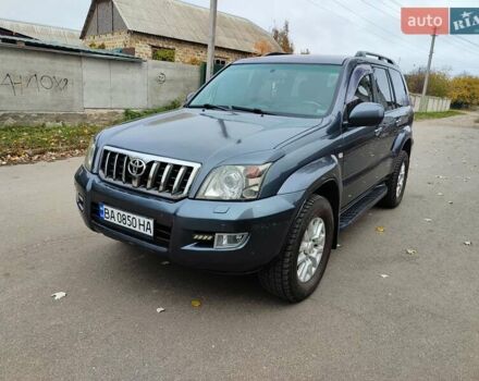 Серый Тойота Ленд Крузер Прадо, объемом двигателя 3.96 л и пробегом 430 тыс. км за 14500 $, фото 1 на Automoto.ua