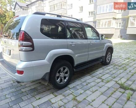 Серый Тойота Ленд Крузер Прадо, объемом двигателя 4 л и пробегом 218 тыс. км за 18000 $, фото 4 на Automoto.ua