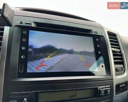 Серый Тойота Ленд Крузер Прадо, объемом двигателя 4 л и пробегом 245 тыс. км за 17000 $, фото 7 на Automoto.ua