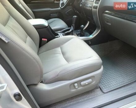 Серый Тойота Ленд Крузер Прадо, объемом двигателя 4 л и пробегом 218 тыс. км за 18000 $, фото 38 на Automoto.ua