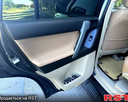 Серый Тойота Ленд Крузер Прадо, объемом двигателя 2.7 л и пробегом 255 тыс. км за 21900 $, фото 10 на Automoto.ua