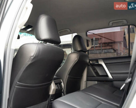 Сірий Тойота Ленд Крузер Прадо, об'ємом двигуна 3.96 л та пробігом 232 тис. км за 22900 $, фото 29 на Automoto.ua