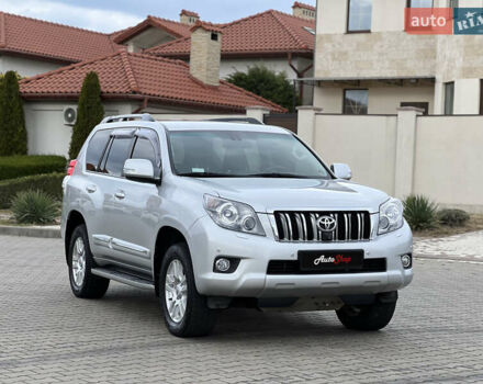 Серый Тойота Ленд Крузер Прадо, объемом двигателя 4 л и пробегом 220 тыс. км за 24300 $, фото 15 на Automoto.ua