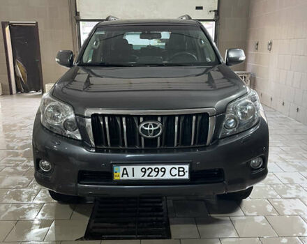 Серый Тойота Ленд Крузер Прадо, объемом двигателя 3 л и пробегом 478 тыс. км за 21500 $, фото 2 на Automoto.ua