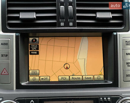 Серый Тойота Ленд Крузер Прадо, объемом двигателя 4 л и пробегом 220 тыс. км за 24300 $, фото 40 на Automoto.ua