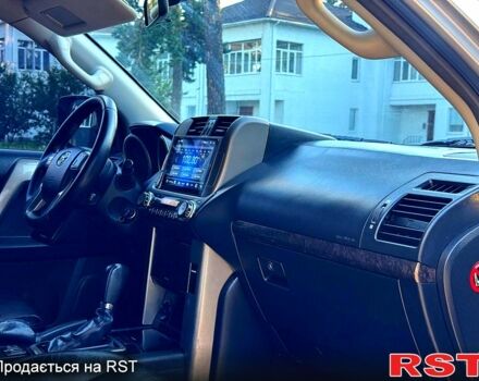 Тойота Ленд Крузер Прадо 2010 в Сумах на Automoto.ua Серый Тойота Ленд Крузер Прадо, объемом двигателя 2.7 л и пробегом 190 тыс. км за 18950 $, фото 6 на Automoto.ua