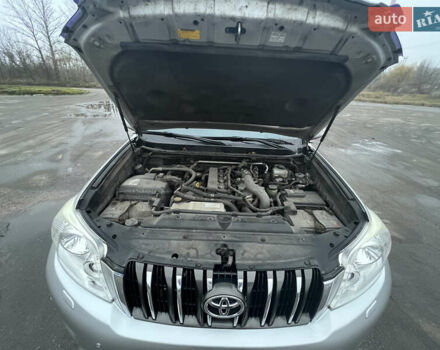 Серый Тойота Ленд Крузер Прадо, объемом двигателя 2.98 л и пробегом 210 тыс. км за 22999 $, фото 5 на Automoto.ua