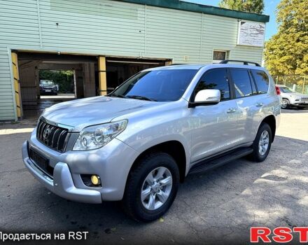 Серый Тойота Ленд Крузер Прадо, объемом двигателя 2.7 л и пробегом 200 тыс. км за 19350 $, фото 3 на Automoto.ua