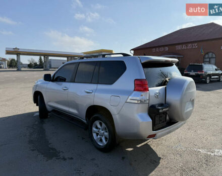 Серый Тойота Ленд Крузер Прадо, объемом двигателя 2.7 л и пробегом 200 тыс. км за 18499 $, фото 4 на Automoto.ua