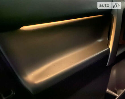 Серый Тойота Ленд Крузер Прадо, объемом двигателя 3 л и пробегом 220 тыс. км за 23400 $, фото 3 на Automoto.ua